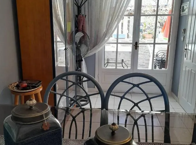 Cozy Maisonette In Chalkidiki 度假居 *